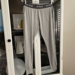Beyoncé Ivy Park sweats with pockets. Excellent condition. Size Large